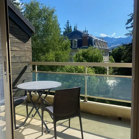 Les Mélèzes 2 Apartamento *